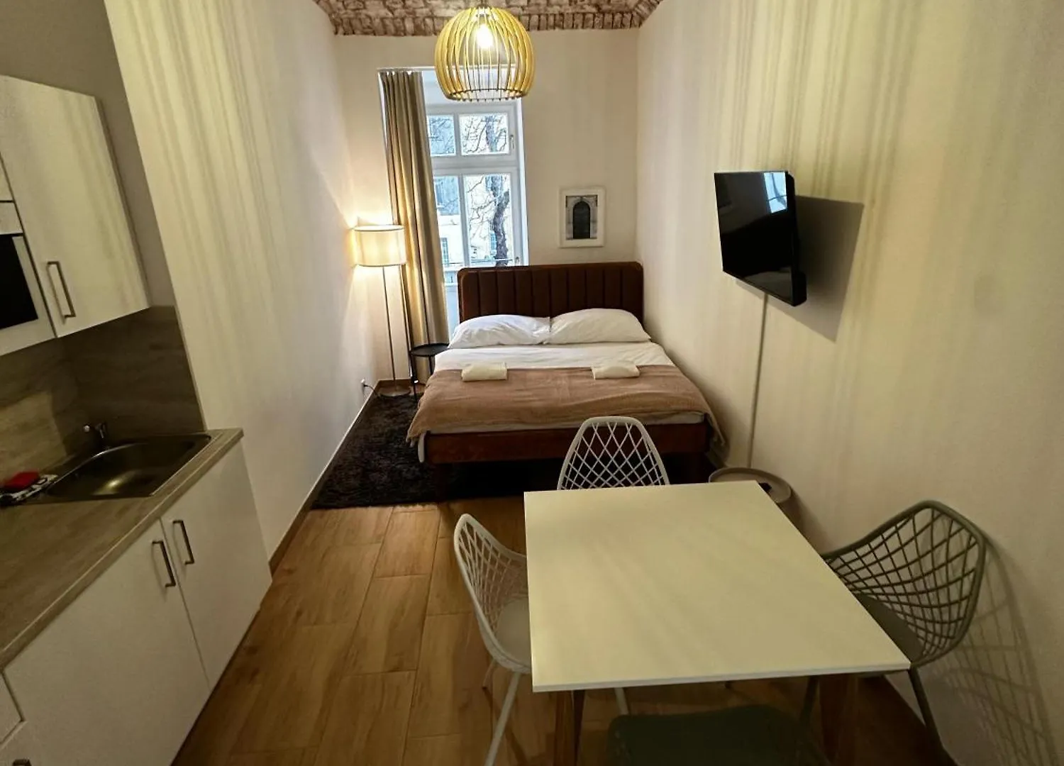 **** Hotel apartamentowy Rasinovo Nabrezi - Riverside Residence Praga Czechy