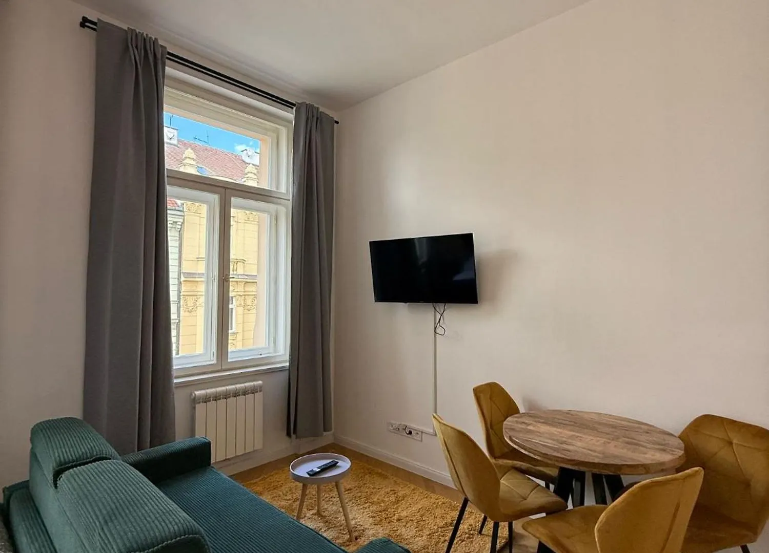**** Hotel apartamentowy Rasinovo Nabrezi - Riverside Residence Praga Czechy