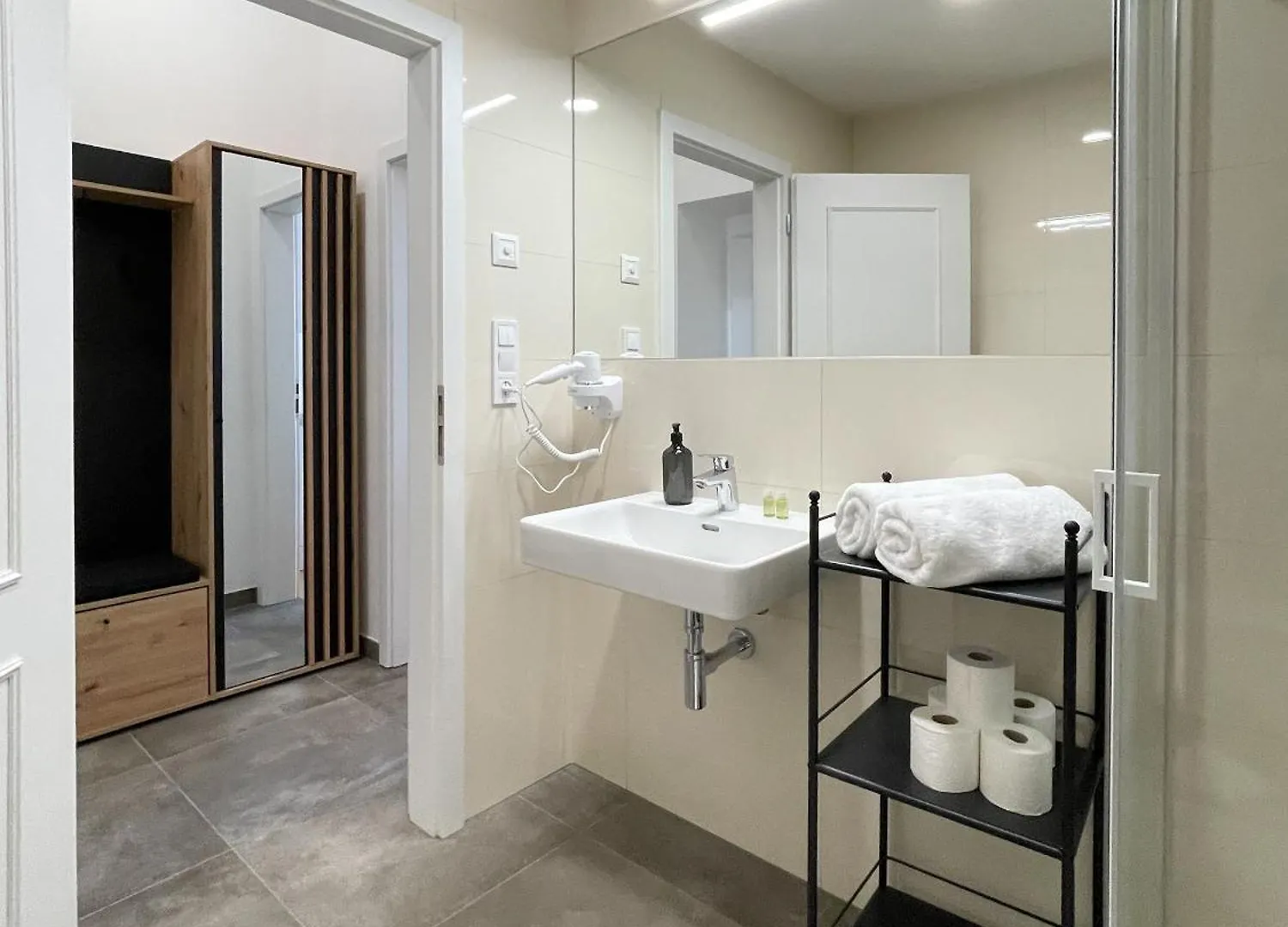 **** Aparthotel Rasinovo Nabrezi - Riverside Residence Prague Czech Republic