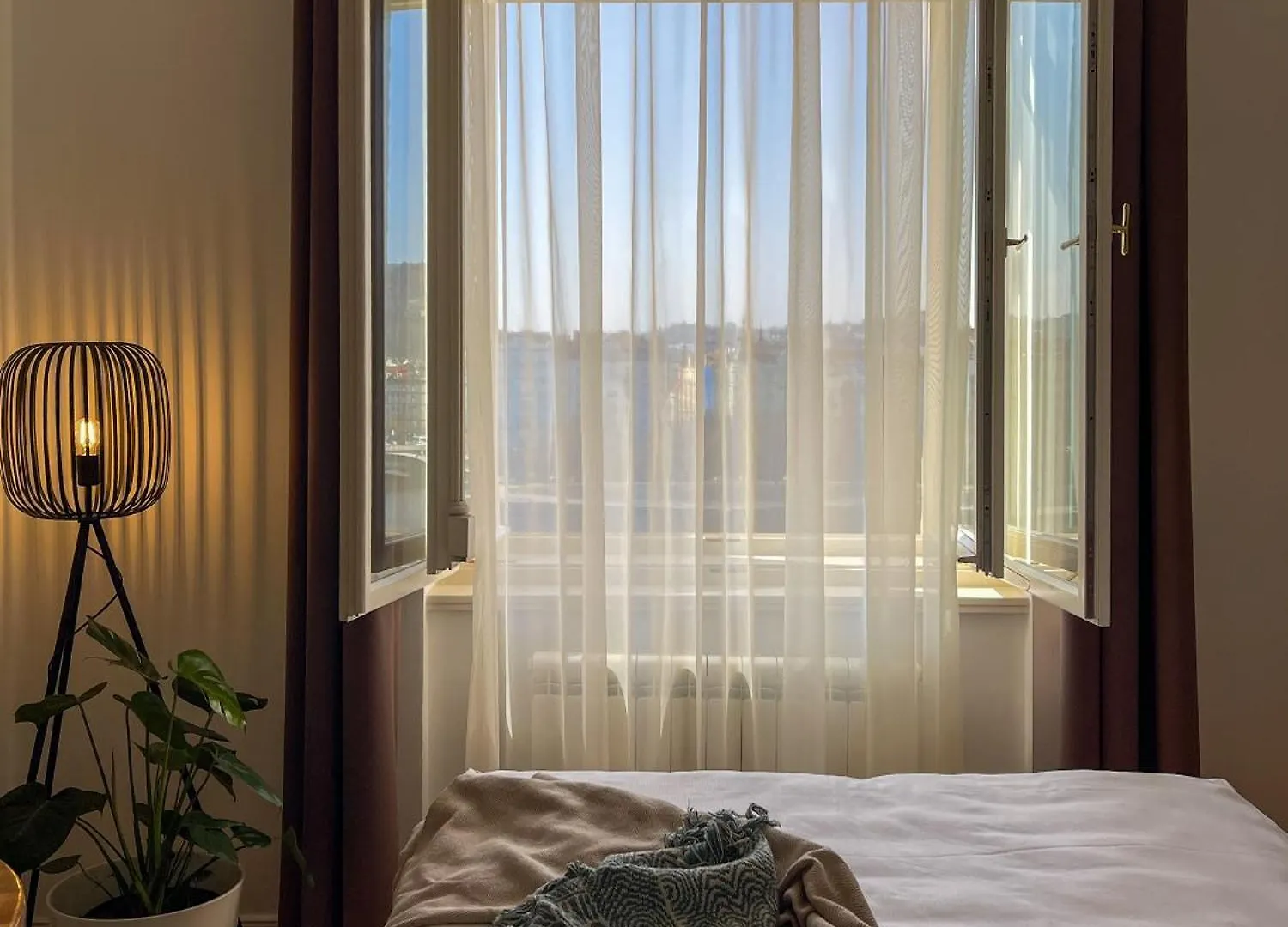 Rasinovo Nabrezi - Riverside Residence Prague 4*,
